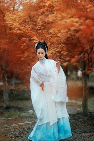 嗜血霸爱：爵少你妹妹又跑了