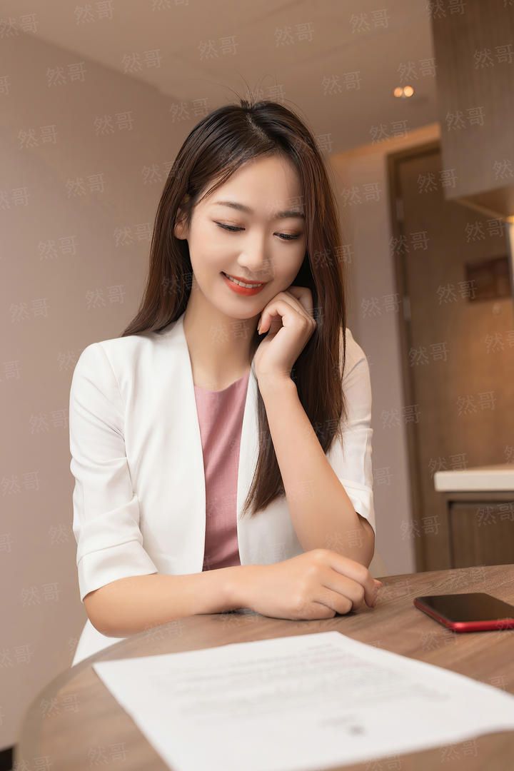 特工十三,狂野大小姐