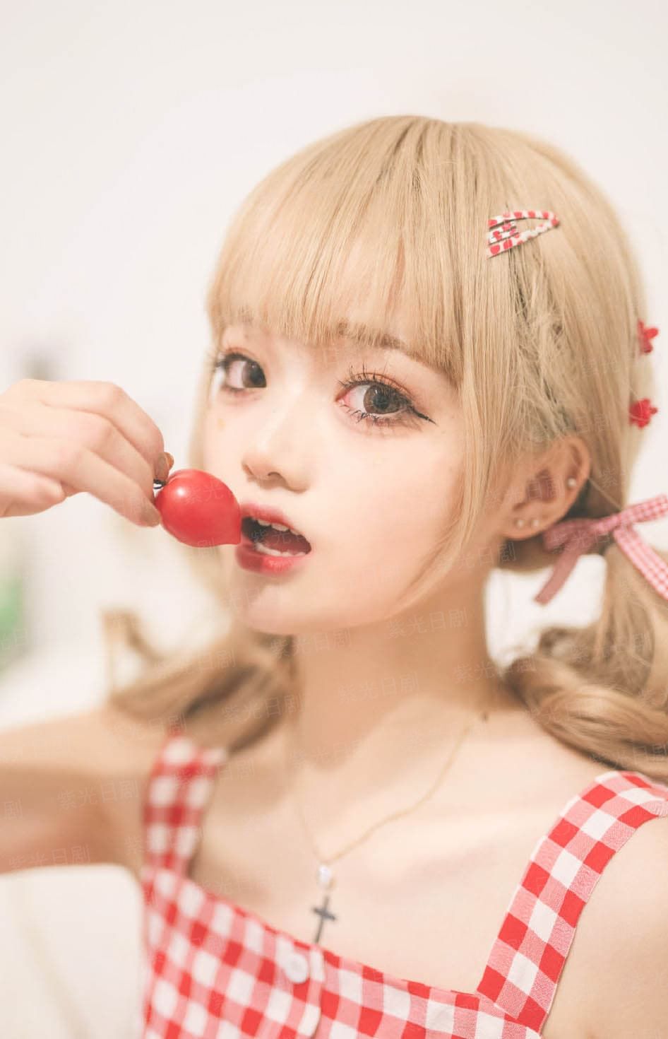 女老板的贴身少爷