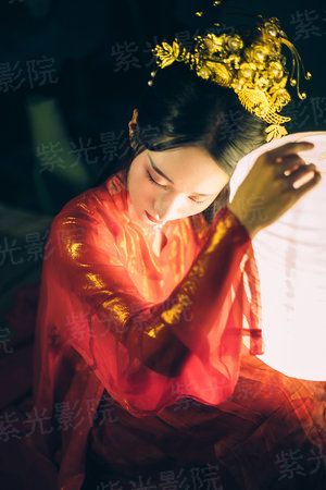 钟情夏之恋：霸道总裁的契约情人
