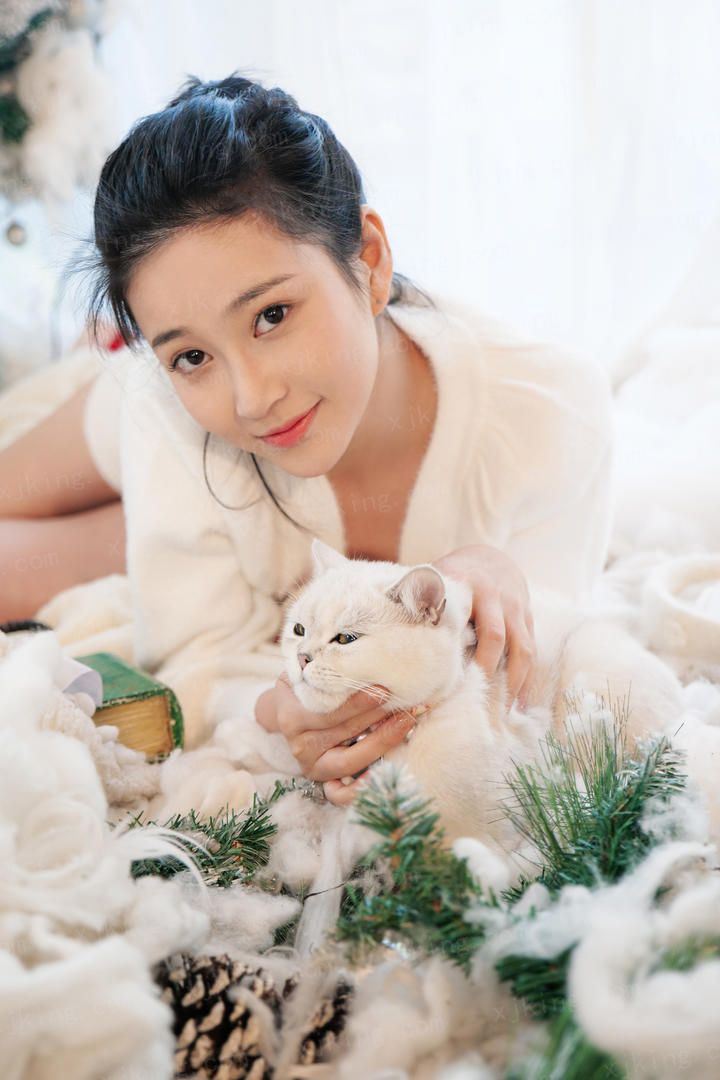 独家占有：盛宠替身女佣